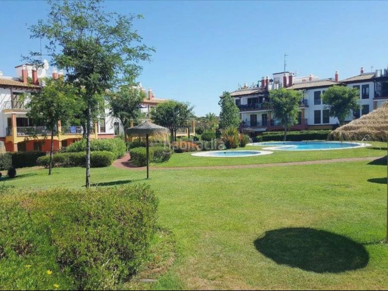 Foto ded95669-4827-46ea-912d-a6e4fc9c5e24. Etagenwohnung in avda. juan pablo ii in Costa Esuri Ayamonte