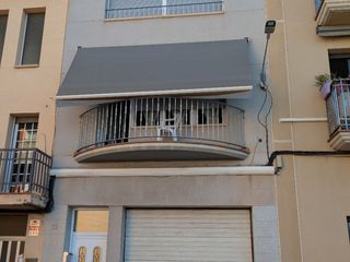 Haus in Mestre benet 22. Espaciosa casa adosada en calle sallent (lista para entrar a viv