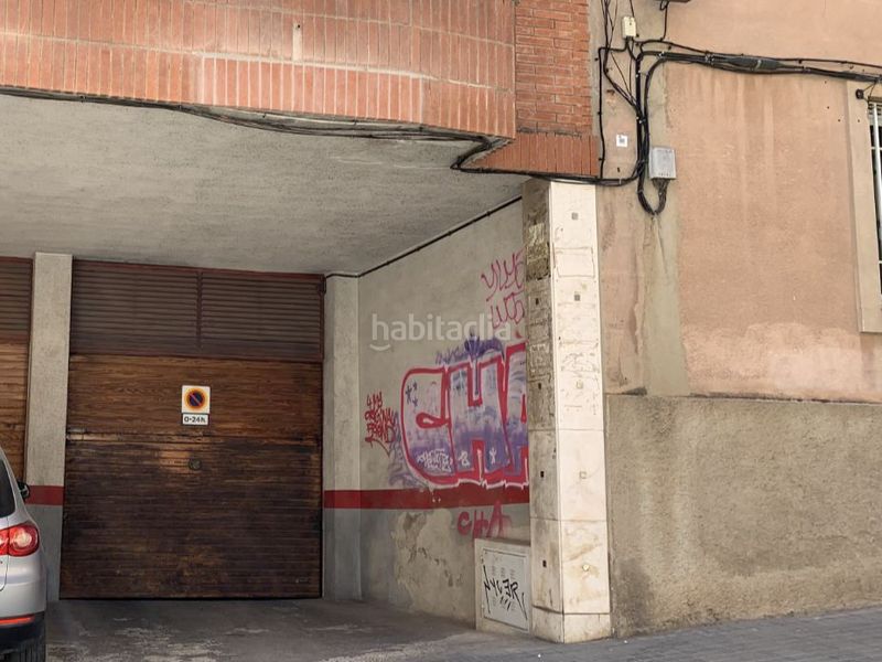 Foto b081bd50-5f4a-4d73-8eaa-bb41379b58f9. Aparcament cotxe a sargelet 7 a La Salut Barcelona