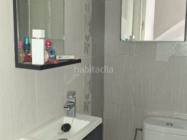 Foto 512297c0-5407-4fa0-a343-e0b3ee624f61. Duplex in calle torreblanca 1 in San Gil Sevilla