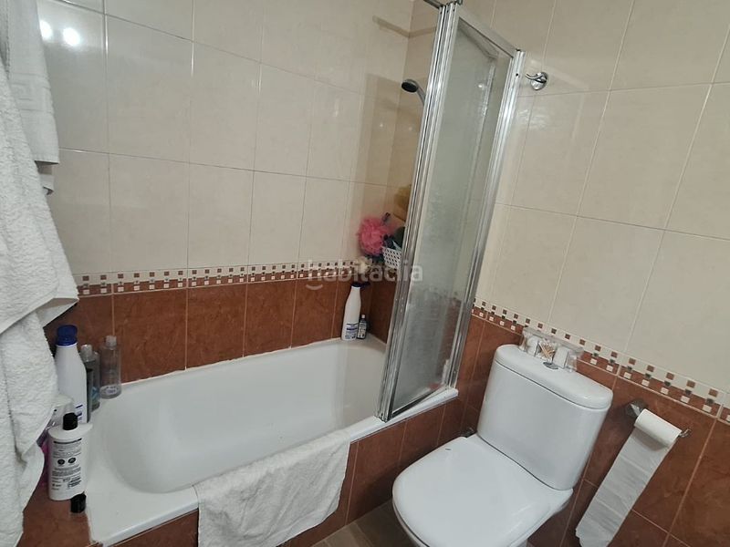 Foto dcd68cfc-cb39-46d1-b263-06c4cd15e8d5. Duplex in calle torreblanca 1 in San Gil Sevilla