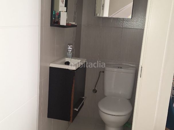 Foto e0aaa277-f741-48d4-ba54-d82c35b09875. Duplex in calle torreblanca 1 in San Gil Sevilla
