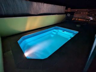 Penthouse in Calle miguel rueda 31. Ático exterior con terraza de 61 m², piscina privativa en escrit
