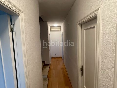 Foto 36485136-6e5a-4c7c-8659-0f83842709d6. Casa adosada en calle padre damián 1 adosado en el Pueblo con entorno maravilloso en Eliana (l´)