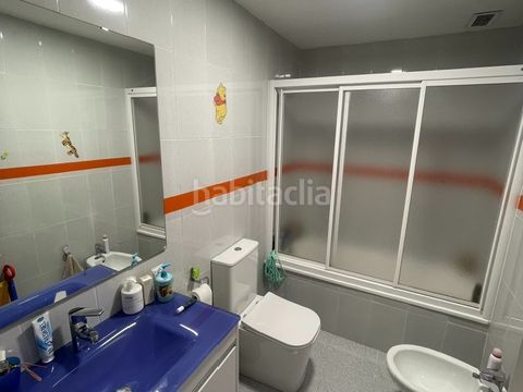 Foto f21532c0-a042-4f53-b9e4-0fd4d806a2d6. Casa adosada en calle padre damián 1 adosado en el Pueblo con entorno maravilloso en Eliana (l´)