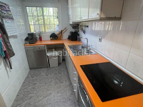 Foto f8687ac2-f4c3-44f8-a7f2-4480637dae15. Casa adosada en calle padre damián 1 adosado en el Pueblo con entorno maravilloso en Eliana (l´)