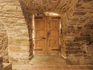 Chalet à Cami cal texidor 11. Masia reformada + 3 naus + gimnàs + 32.000 m² de terreny