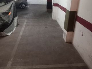 Lloguer Aparcament cotxe a Av. d'isidre martí  40. Alquiler de garaje barato para coche o moto