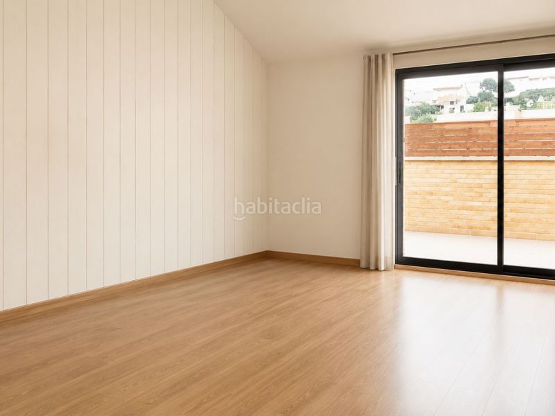 Foto 02a51651-e457-4b32-829b-948d0f4b6ef7. Rent semi detached house in alfons viii 24 in Sant Vicenç dels Horts