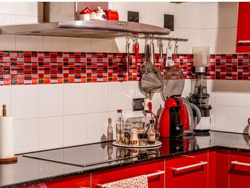 Foto 0c65f668-7126-41bd-8082-4408aaca6b8f. Piso en carrer major 4 piso con encanto y licencia turística vigente en una casa centenaria , completamente reconstruida. en Arsèguel