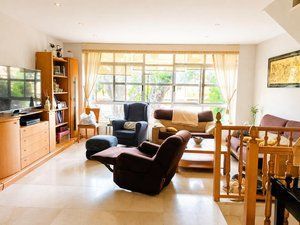 Casa adossada a Antonio luque vicens 16. Magnífico chalet adosado en zona salesianos - burriana