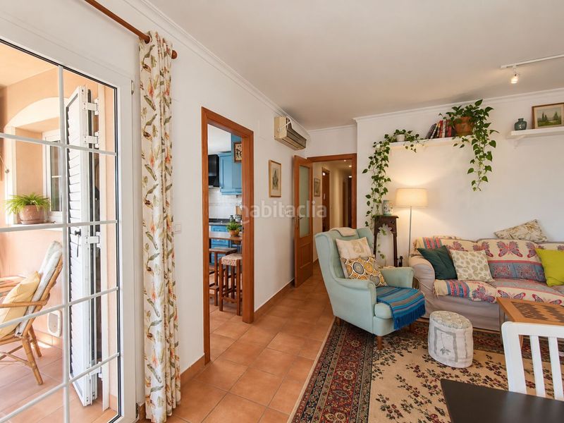 Foto a7a65aeb-45df-4239-b992-7fc77a4c65ff. Pis a avda. denia 16 luminoso piso con terraza, piscina y vistas al montgó en Jesús Pobre a Dénia