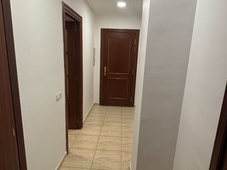Piso en Abat oliba  30. Bajo con terraza en can serra