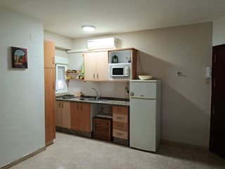 Etagenwohnung in Calle aragón 102. Piso en venta en cero del águila.