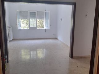 Appartamento in Josep ricart 66. Vivienda en edificio donde solo hay un piso por planta