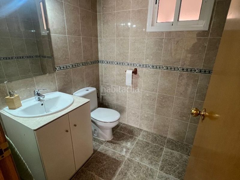 Foto 4663b4ac-370a-4d20-ab41-01d436d2f6fa. Casa aparellada a c/ de la rosa 5 a Pobla de Montornès (La)
