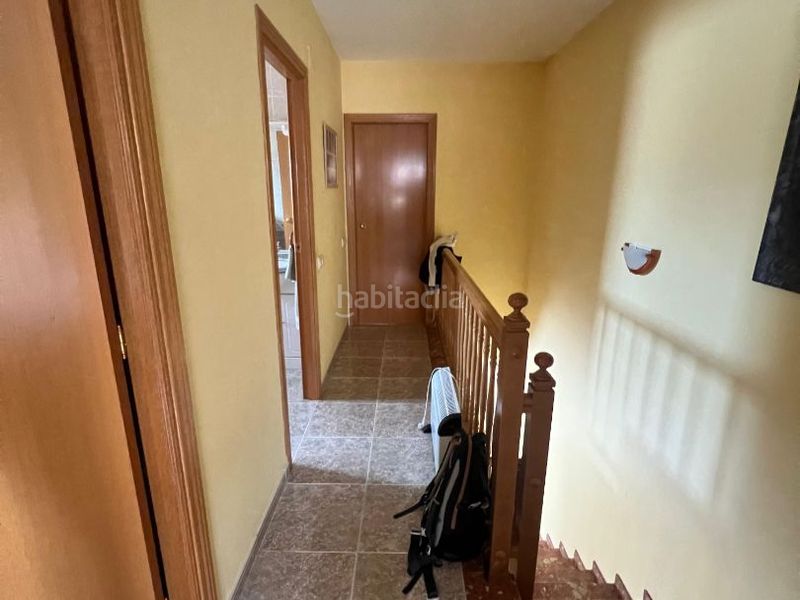 Foto f2878757-435b-402f-959b-13e5b92724cd. Casa aparellada a c/ de la rosa 5 a Pobla de Montornès (La)
