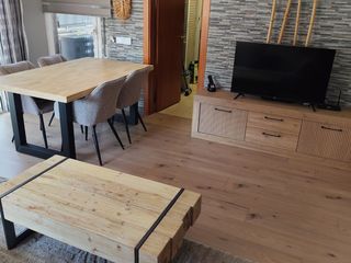 Flat in Carrer de les cadenes 5. Piso en muy buen estado, en entorno natural, bien ubicado y muy