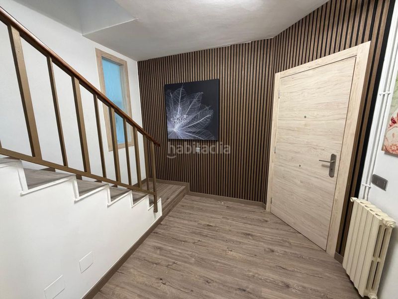 Foto 5c5825c3-01bc-4d44-bc93-6cec765a6a01. Casa adosada en carrer pla de fogars 9 excelente vivienda reformada en Mataró