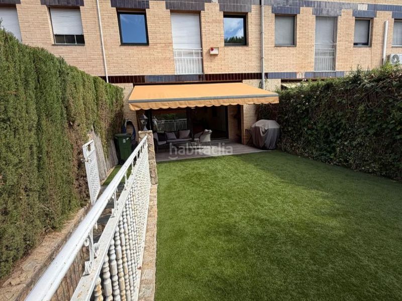 Foto 8deebbd8-9023-40eb-b10b-a00627f92ddd. Casa adosada en carrer pla de fogars 9 excelente vivienda reformada en Mataró