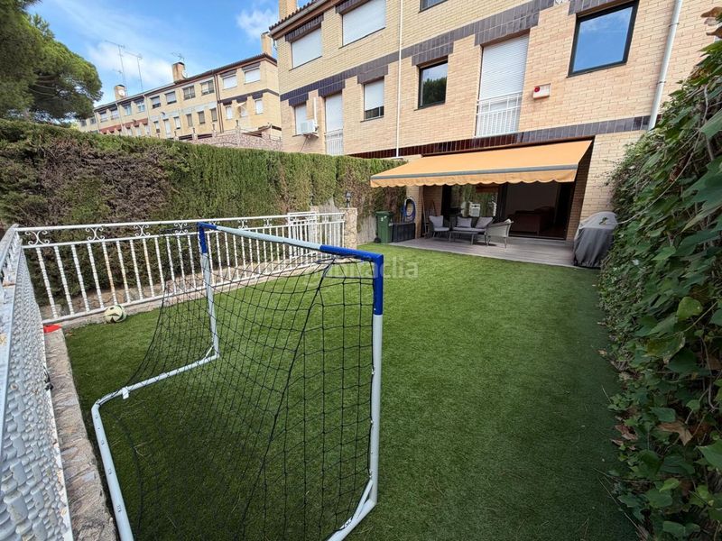 Foto a30b1ff1-ea5f-4807-865a-33e6716c8354. Casa adosada en carrer pla de fogars 9 excelente vivienda reformada en Mataró