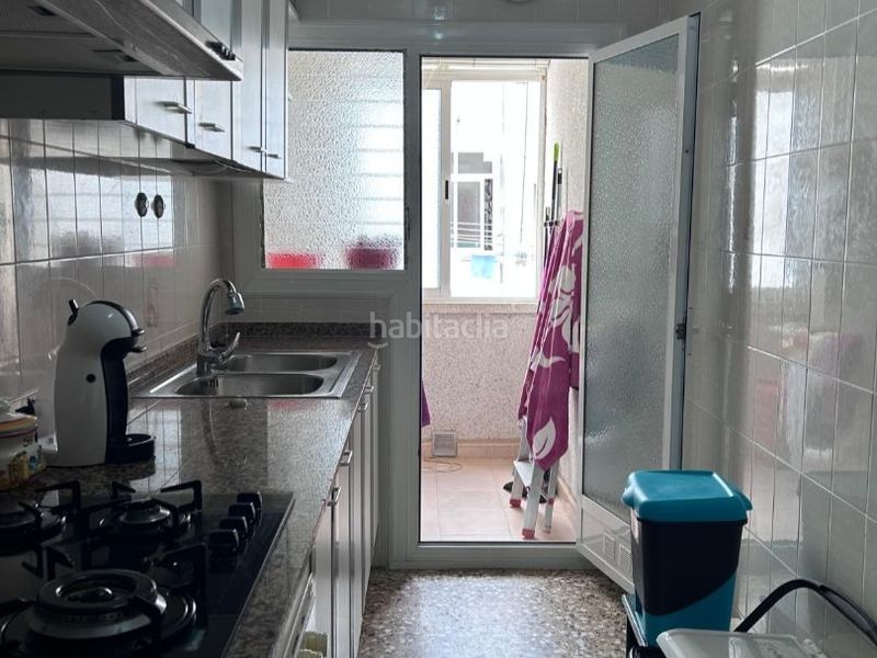 Foto ee6b49bd-fd2e-475f-9752-c3dad7f9f8d9. Piso en carrer empar nadal 6 piso con parking en venta de particular a particular en Cunit