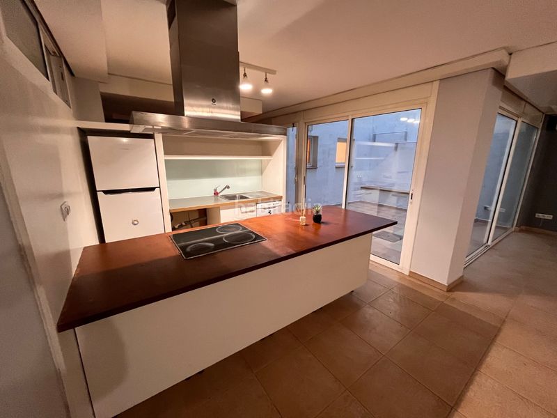 Foto 1f405e6a-4130-4943-94e5-170a57ec6a18. Loft en calle sant dalmir 3 para entrar a vivir en Barcelona