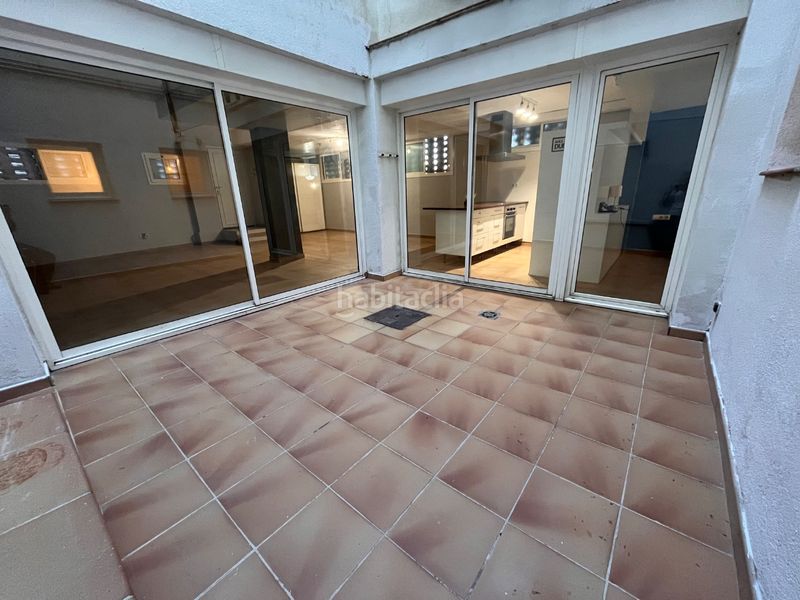 Foto af414f45-8d25-4b62-beb0-197499910f84. Loft en calle sant dalmir 3 para entrar a vivir en Barcelona