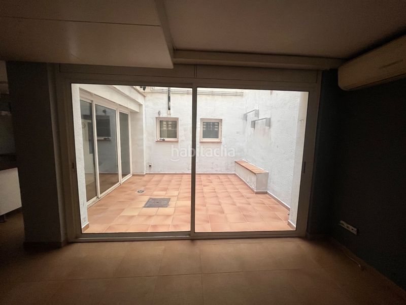 Foto e7e45d48-73a7-438b-8629-944503c53f99. Loft en calle sant dalmir 3 para entrar a vivir en Barcelona