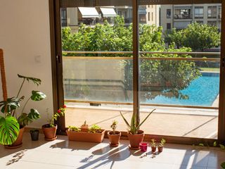 Flat in Carrer jocs olímpics de barcelona 27. Pis hpo de 3 habitacions amb balcó, garaig, piscina i jardí comu