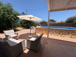 Lloguer Casa a Partida moncayo 37. Chalet rustico frente al mar