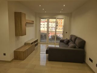 Lloguer Pis a Carrer d'àngel guimerà 8. Lloguer pis cèntric