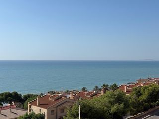 Rent Studio in Avenida catalanet 31. Vivir cerca del mar