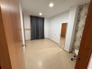 Miete Etagenwohnung in Caputxins s. Piso en alquiler en l'olleria – caputxins