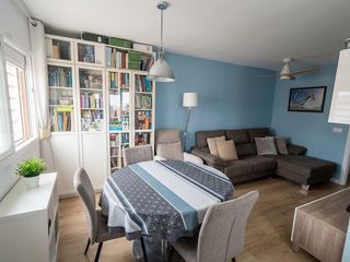 Apartament a Avinguda marina alta 6. ¡luminoso piso todo exterior a pasos de la playa! ideal para viv