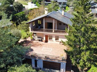 Chalet in Carrer de la boiga 13. Xalet unifamiliar en parcel·la plana