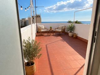 Location Studio à Carrer de la plaça 8. Espacio con encanto en premià de mar — cocina, baño y terrazas p