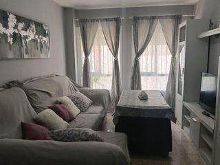 Flat in Calle escalerilla 2. Se vende piso en cártama pueblo cerca de málaga capital