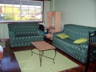 Apartament a Rúa ramón peinador 12. Ganga