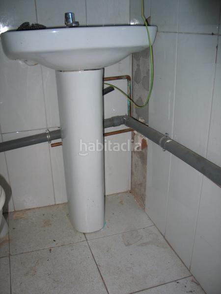 Foto 6cb26867-570a-46f3-adb8-bc2301a93b9f. Locale commerciale in carrer de francesc moragas 21 in Manresa