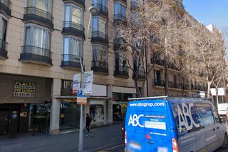 Business premise in Carrer de Padilla 237