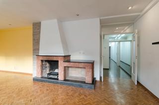 Piso  Carrer de barcelona 55. Piso amplio con chimenea