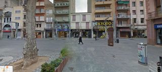 Lloguer Local Comercial a Plaça lluís perpinyà 8. Zona "prime"