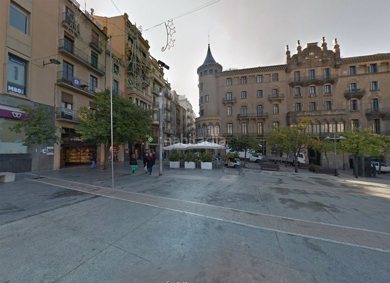 Foto c321b63a-f2bb-4413-a707-e5f31421469c. Edificio en carrer del born 6 edificio para rehabilitar en Manresa