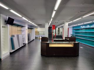 Geschäftsraum in Carrer d'August 14