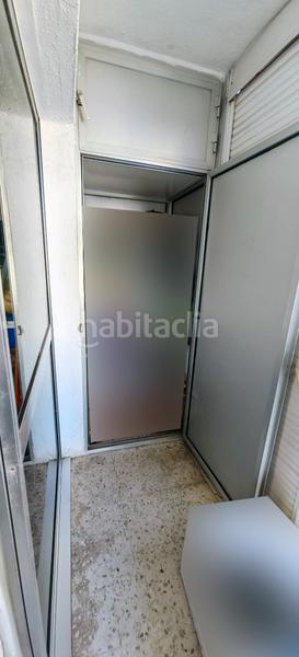 Foto 6a34afb7-762f-40a2-af53-d585a16d9073. Piso  en venta en plaza del obradoiro en Parque Alcosa Sevilla