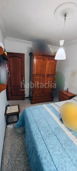 Foto cc62ef98-175c-4819-bfc2-c227e3d8a1c5. Piso  en venta en plaza del obradoiro en Parque Alcosa Sevilla
