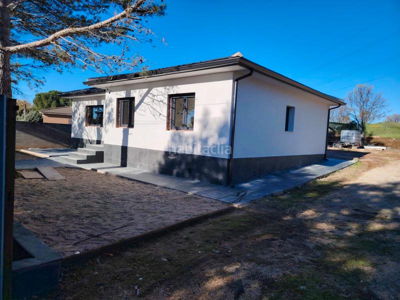 Foto 5e9b2915-2db6-49d0-b150-62700bd2e01e. Casa con camino in Eurovillas Nuevo Baztán