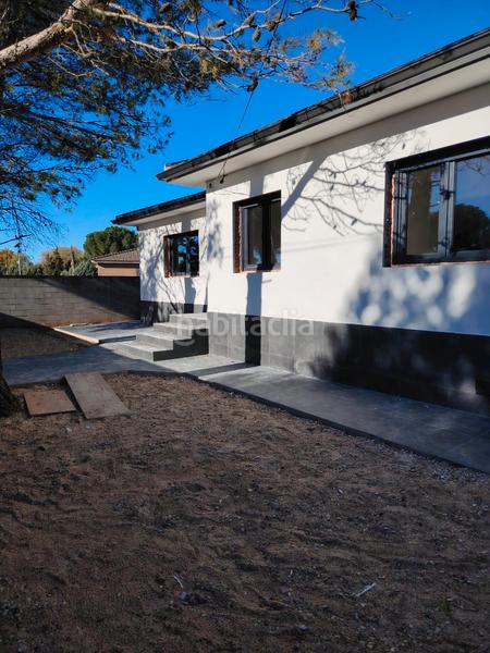 Foto e4a628a9-81a8-41d5-b12c-b9c7c7a8df9f. Casa con camino in Eurovillas Nuevo Baztán