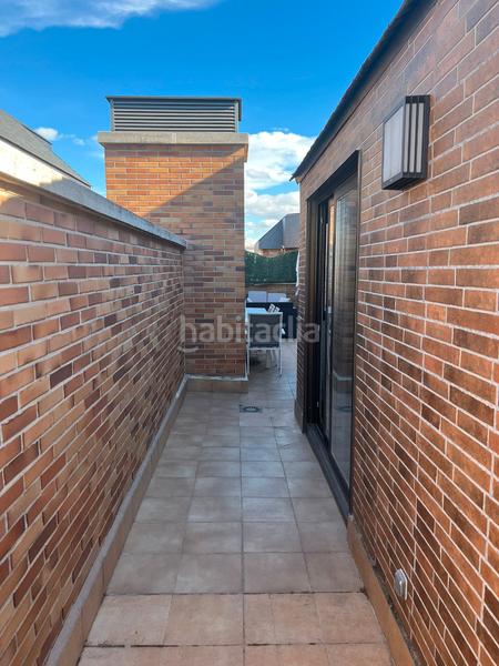 Foto 251f8897-64a6-42fd-9297-a4cac87e13f8. Attico con riscaldamento parcheggio piscina in Monte el Pilar Majadahonda